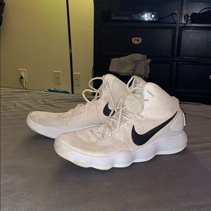 Basketball Shoes Nike Hyperdunk 2019